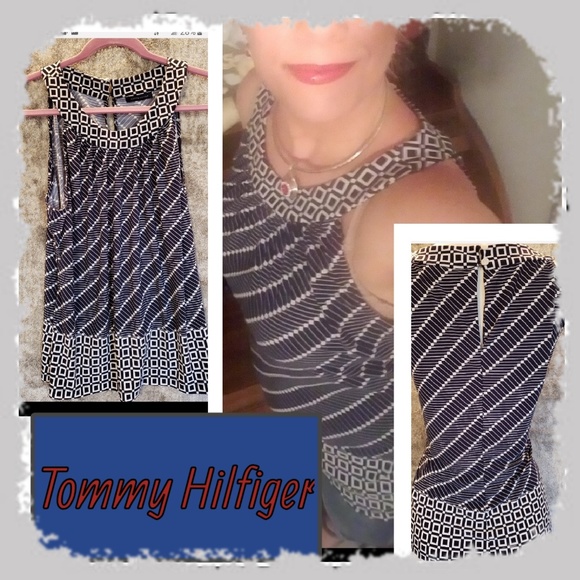 Tommy Hilfiger Tops - 🇺🇸 TOMMY HILFIGER PRINT SLEEVELESS TOP
